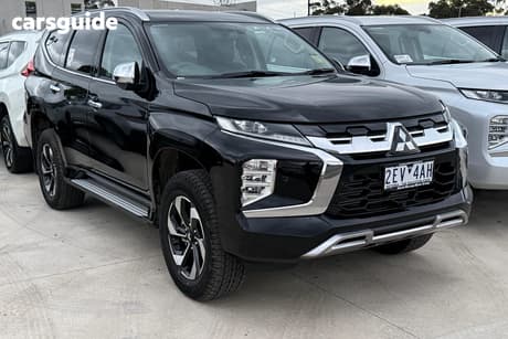 Black 2025 Mitsubishi Pajero Sport Wagon Exceed (4Wd) 7 Seat
