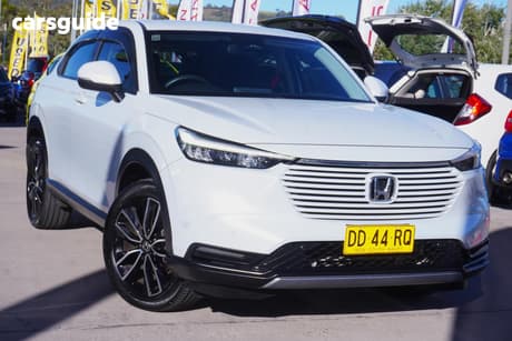 White 2022 Honda HR-V Wagon Vi X