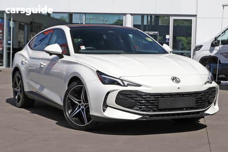 White 2026 MG Mg7 Sedan Essence