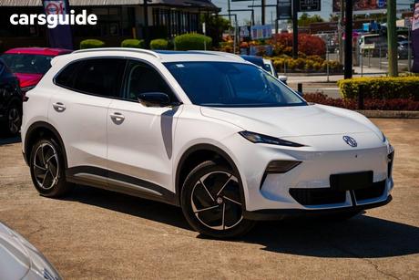 White 2025 MG MGS5 EV Wagon Essence 49