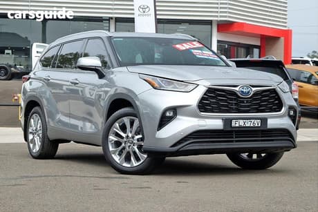 Silver 2024 Toyota Kluger Wagon Grande Hybrid Awd