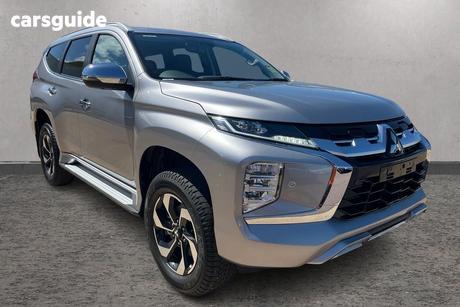 Silver 2025 Mitsubishi Pajero Sport Wagon Exceed (4Wd) 7 Seat