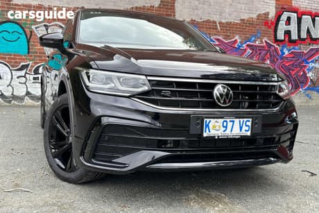 Black 2023 Volkswagen Tiguan Wagon 162Tsi Monochrome