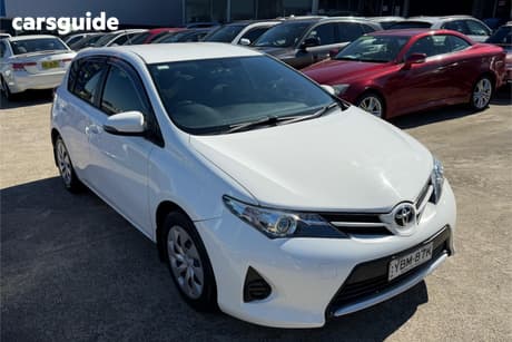 White 2014 Toyota Corolla Hatchback Ascent