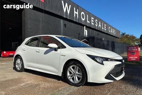 White 2019 Toyota Corolla Hatchback Ascent Sport (Hybrid)