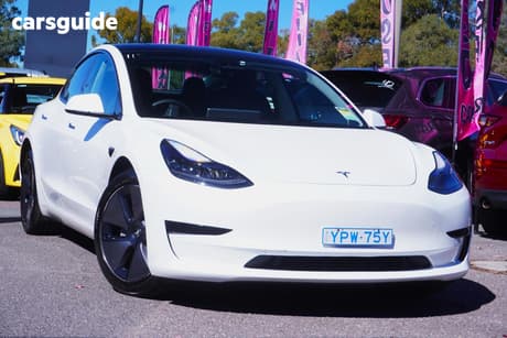White 2022 Tesla Model 3 Sedan Rear-Wheel Drive