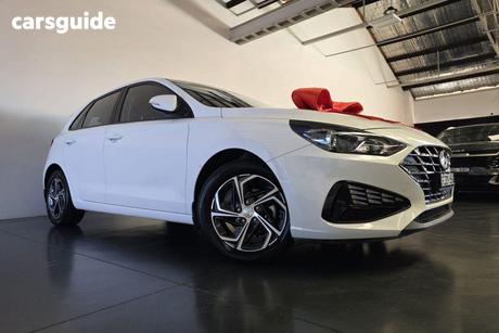 White 2023 Hyundai I30 Hatch PD.V4 MY23 HATCHBACK 5DR SPTS AUTO 6SP 2.0I (AUG)