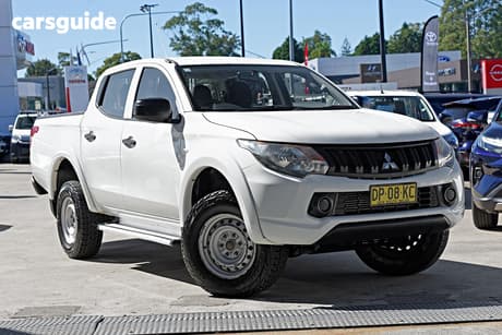 White 2017 Mitsubishi Triton Dual Cab Utility Glx (4X4)