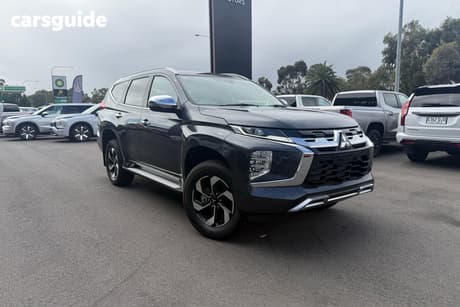 Grey 2024 Mitsubishi Pajero Sport Wagon Exceed (4Wd) 7 Seat