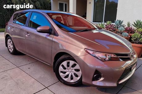 Bronze 2013 Toyota Corolla Hatchback Ascent