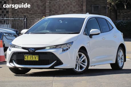 White 2020 Toyota Corolla Hatchback Ascent Sport Hybrid