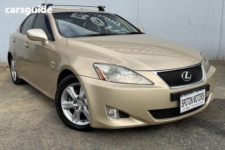 Gold 2008 Lexus IS Sedan X