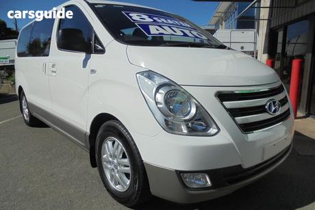 White 2016 Hyundai Imax Wagon