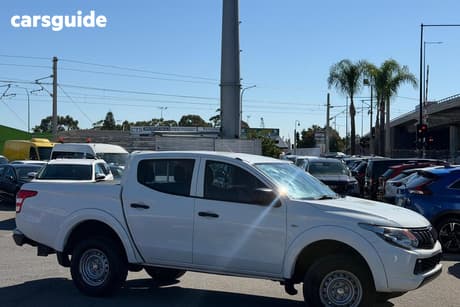 White 2016 Mitsubishi Triton Dual Cab Utility Glx