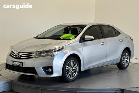 Silver 2015 Toyota Corolla Sedan Sx