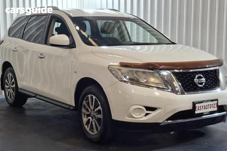 White 2016 Nissan Pathfinder Wagon St (4X2)