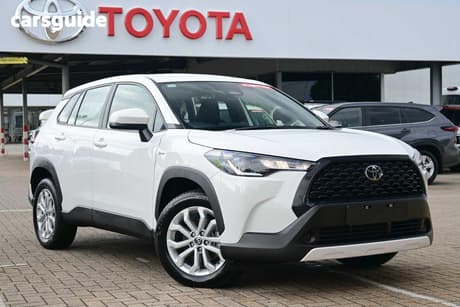 White 2025 Toyota Corolla Cross Wagon Gx 2Wd Hybrid