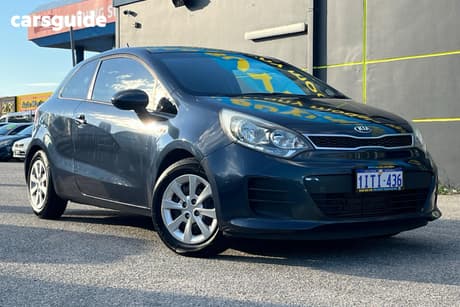 Blue 2016 Kia RIO Hatchback S