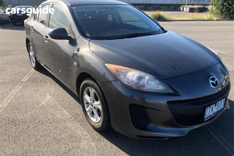 Grey 2013 Mazda 3 Sedan Neo