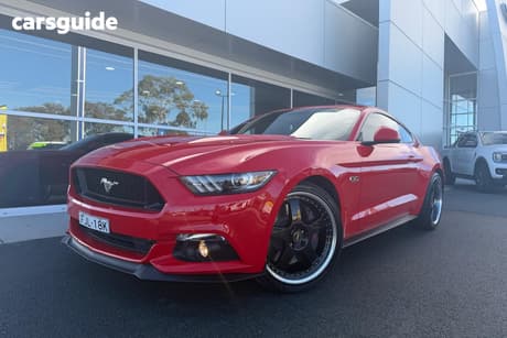 Red 2017 Ford Mustang Coupe Fastback Gt 5.0 V8