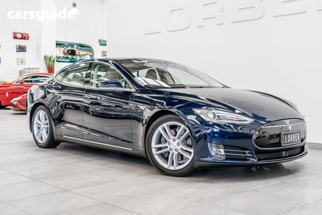 Blue 2014 Tesla Model S Hatchback 85
