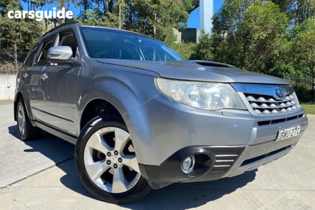 Silver 2011 Subaru Forester Wagon Xt