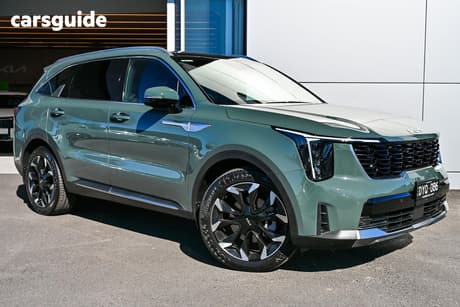 Green 2025 Kia Sorento Wagon Gt-Line