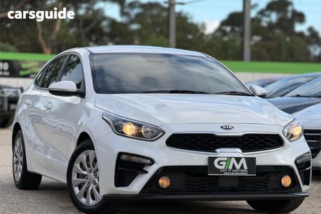 White 2019 Kia Cerato Hatchback S