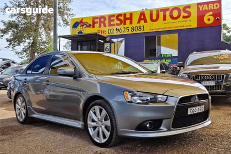 Grey 2014 Mitsubishi Lancer Sedan Xls