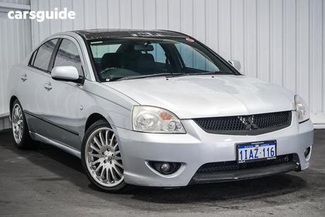 Silver 2006 Mitsubishi 380 Sedan Vr-X