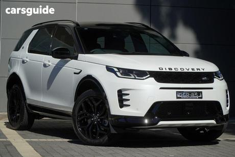 White 2025 Land Rover Discovery Sport Wagon P250 Dynamic Se (184Kw)