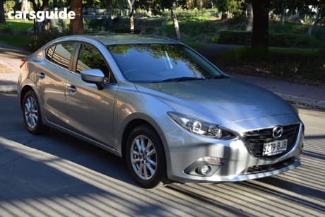 Silver 2015 Mazda 3 Sedan Maxx