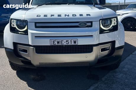 White 2022 Land Rover Defender Wagon 110 D300 Se (220Kw)