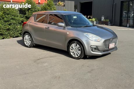 Silver 2018 Suzuki Swift Hatchback Gl Navigator
