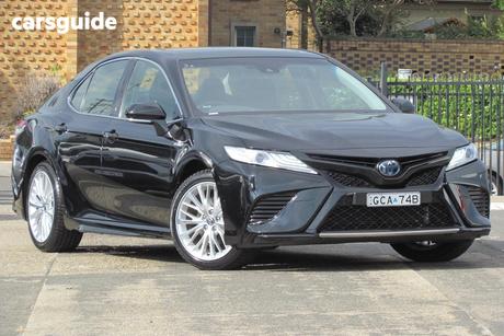 Black 2020 Toyota Camry Sedan Sl