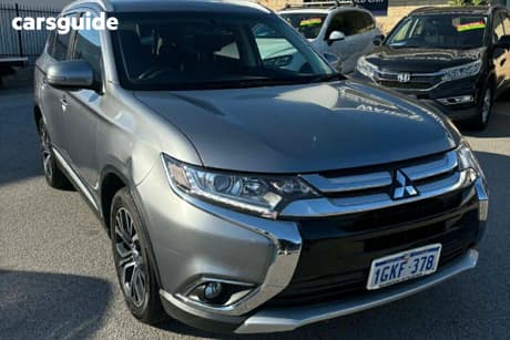 Grey 2017 Mitsubishi Outlander Wagon Ls Safety Pack (4X4) 7 Seats