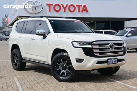 White 2022 Toyota Landcruiser Wagon Lc300 Sahara (4X4)