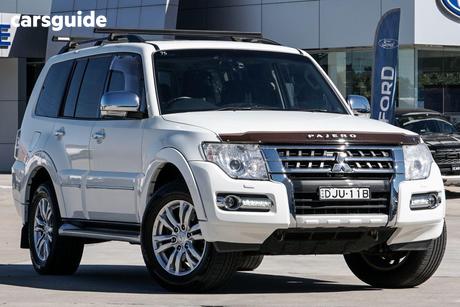 White 2015 Mitsubishi Pajero Wagon Exceed Lwb (4X4)