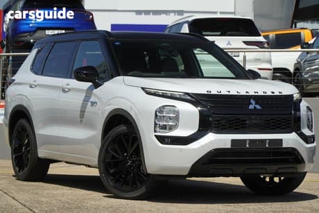 White 2025 Mitsubishi Outlander Wagon Phev Gsr (Awd)