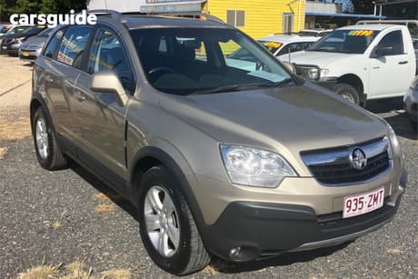 Gold 2010 Holden Captiva Wagon 5 (4X4)