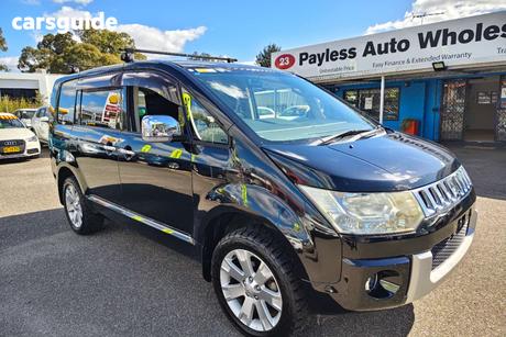2011 Mitsubishi Delica Commercial