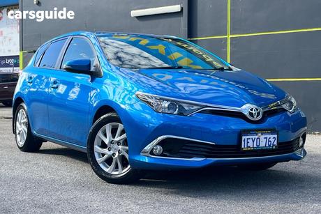 Blue 2015 Toyota Corolla Hatchback Ascent Sport