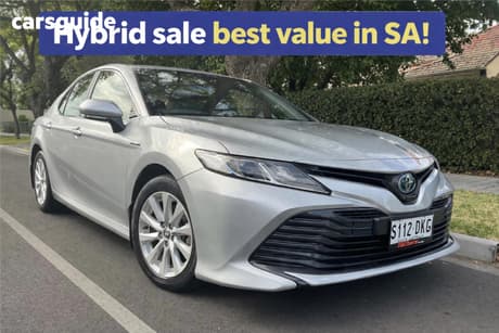 Silver 2020 Toyota Camry Sedan Ascent (Hybrid)