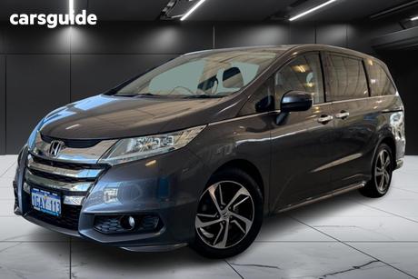 Grey 2016 Honda Odyssey Wagon Vti-L