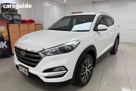 White 2016 Hyundai Tucson Wagon Active X (Fwd)