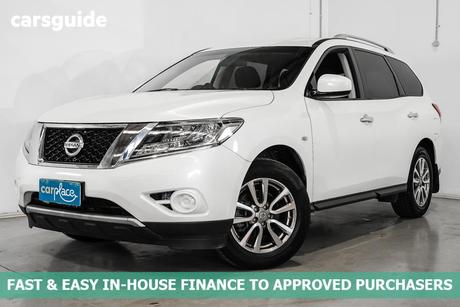 White 2015 Nissan Pathfinder Wagon St (4X4)