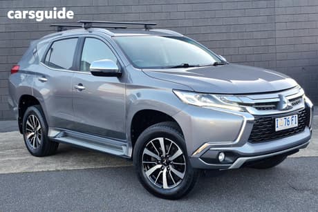 Grey 2017 Mitsubishi Pajero Sport Wagon Glx (4X4) 5 Seat
