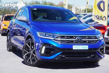 Blue 2023 Volkswagen T-ROC Wagon R