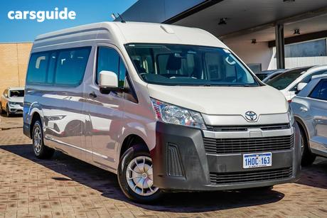 White 2022 Toyota HiAce Bus Slwb Commuter (12 Seats)