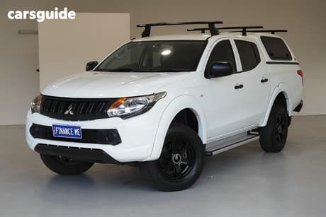 White 2017 Mitsubishi Triton Dual Cab Utility Glx (4X4)